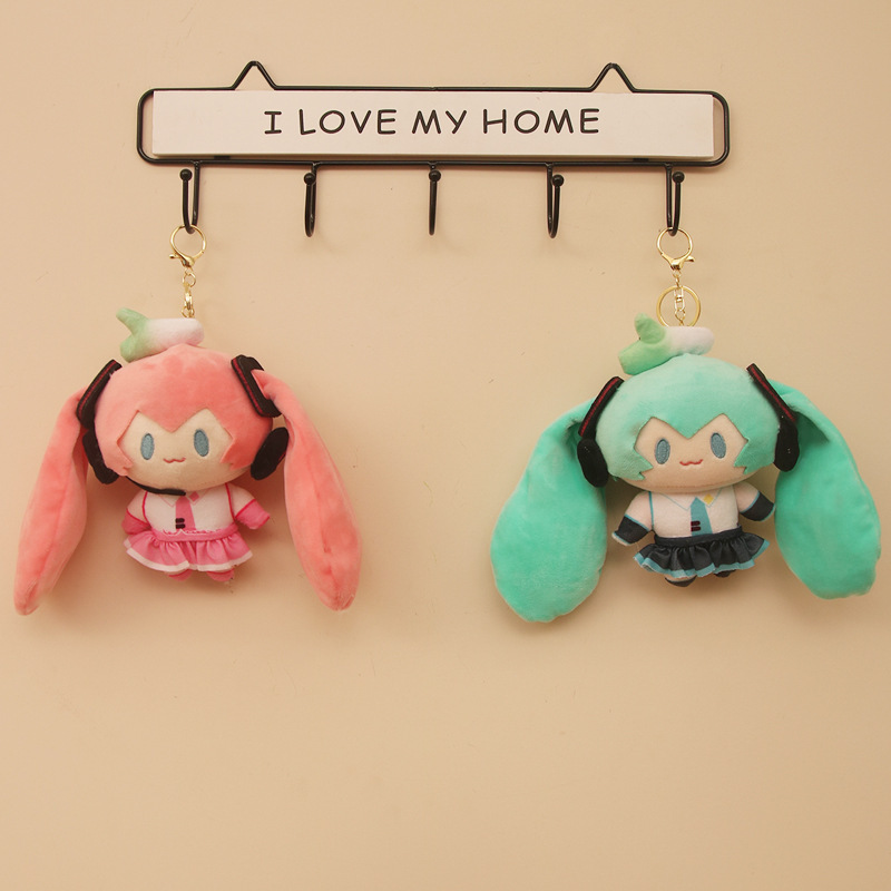 初音ミクアニメぬいぐるみキーホルダーかわいいぬいぐるみギフト - Anime Merchandise Keychain のレビューと価格